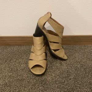 Euro Soft (by Sofft) Peep Toe Sandal, 7.5